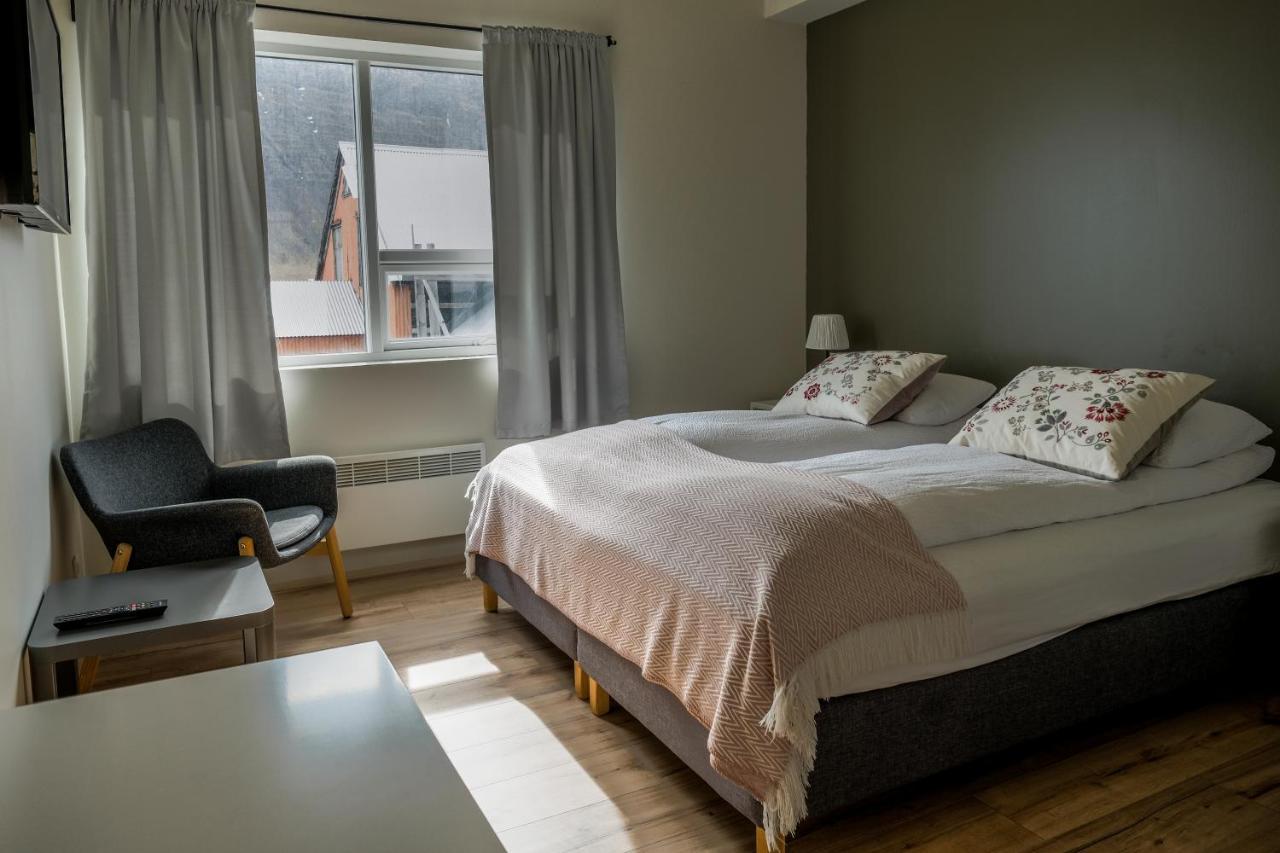 Harbour Inn - Guesthouse Bildudalur Экстерьер фото